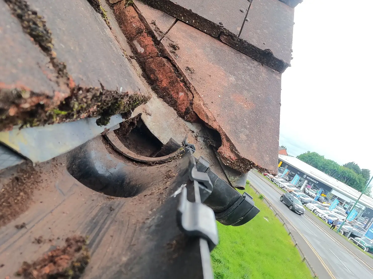 After: gutter at Moores Place on Haydn Road, Basford, cleared to bare metal with the outlet open
